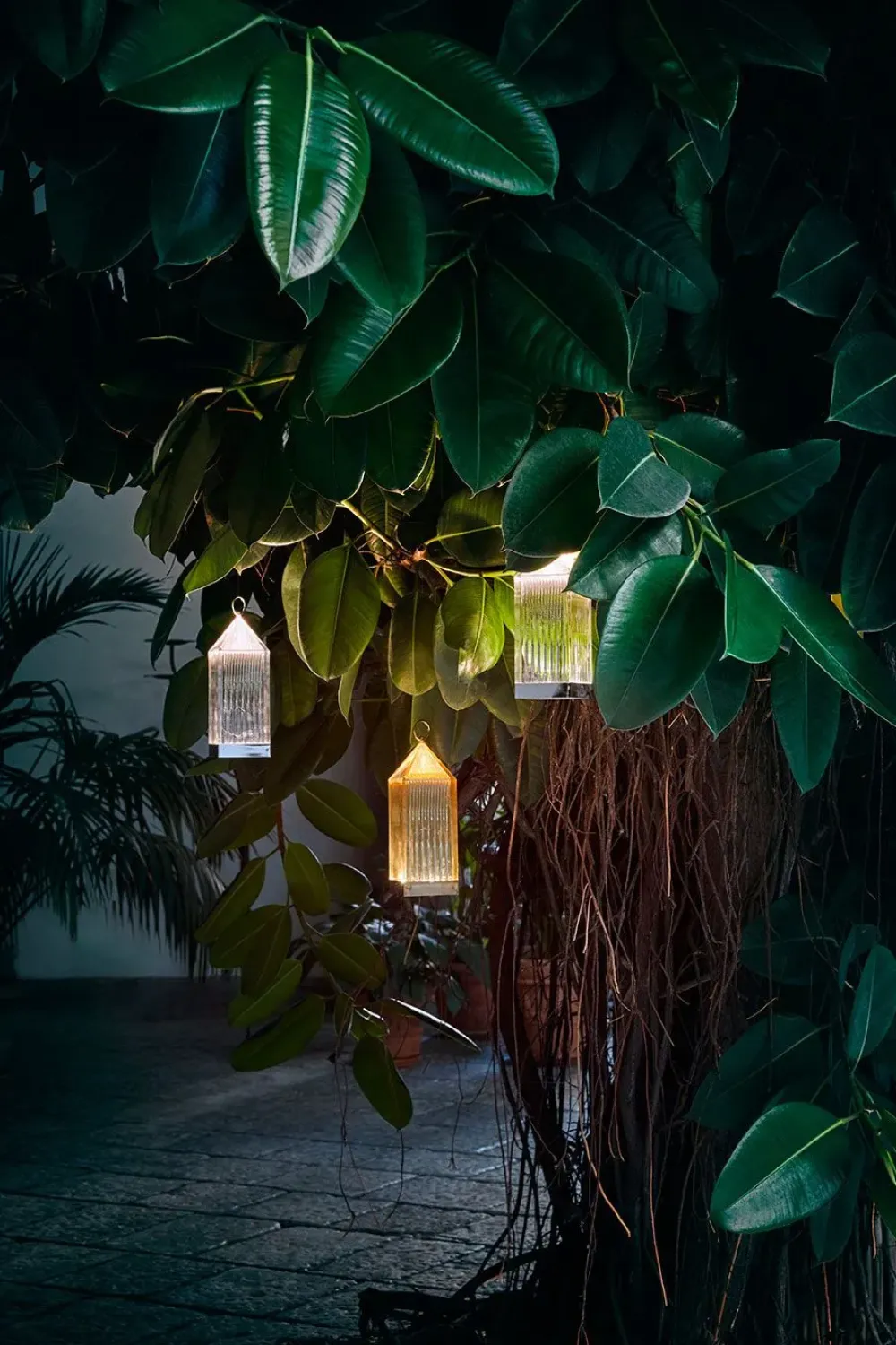 Kartell Da tavolo Lantern a prezzo Outlet- Lampade Da Tavolo