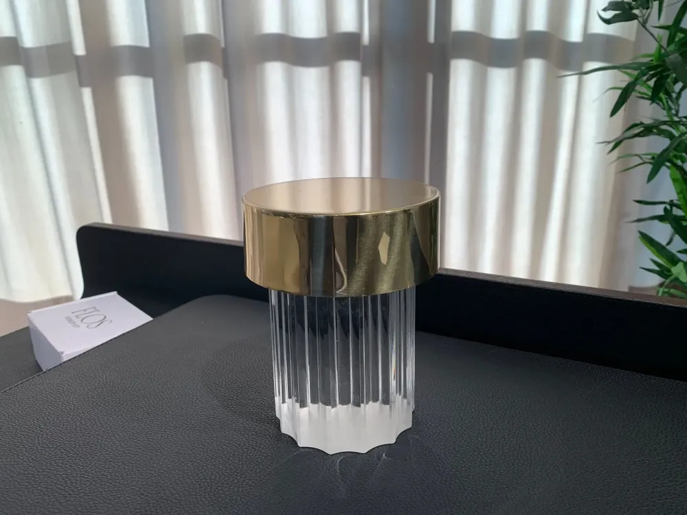 Flos Da tavolo Last order fluted a prezzo Outlet- Lampade Da Tavolo