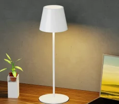Collezione esclusiva Da tavolo Moby bianca redo ricaricabile led con un ribasso esclusivo- Lampade Da Tavolo