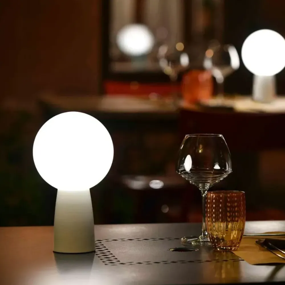 Zafferano Da tavolo Olimpia in Offerta Outlet- Lampade Da Tavolo