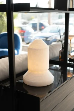 Outlet Da tavolo Babel Bianco a prezzi outlet Lampade Da Tavolo