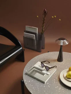 Da tavolo Space in Offerta Outlet^Kartell Hot