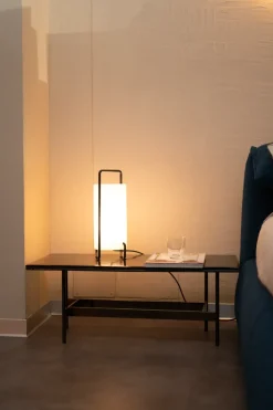 Santa e Cole Da tavolo stile Moderna Asa black con forte sconto- Lampade Da Tavolo