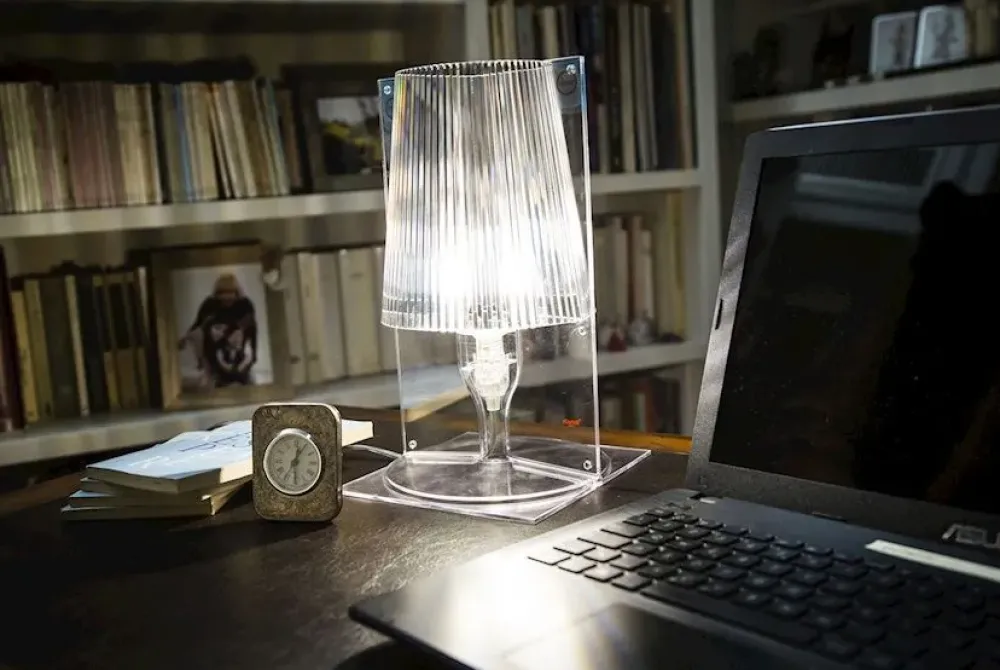 Kartell Da tavolo Take con uno sconto esclusivo- Lampade Da Tavolo
