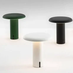 Artemide Da tavolo Takku a prezzo Outlet- Lampade Da Tavolo