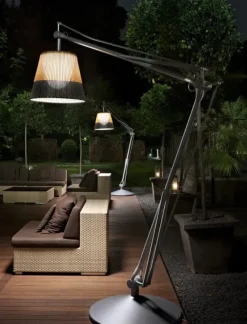 Flos Da terra Superarchimoon stile Moderna a prezzi outlet- Lampade Da Terra