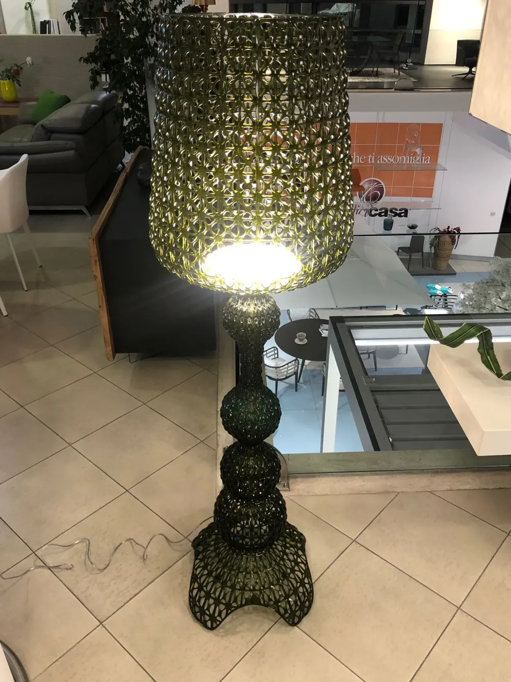 Kartell Da terra Kabuki a prezzo scontato- Lampade Da Terra