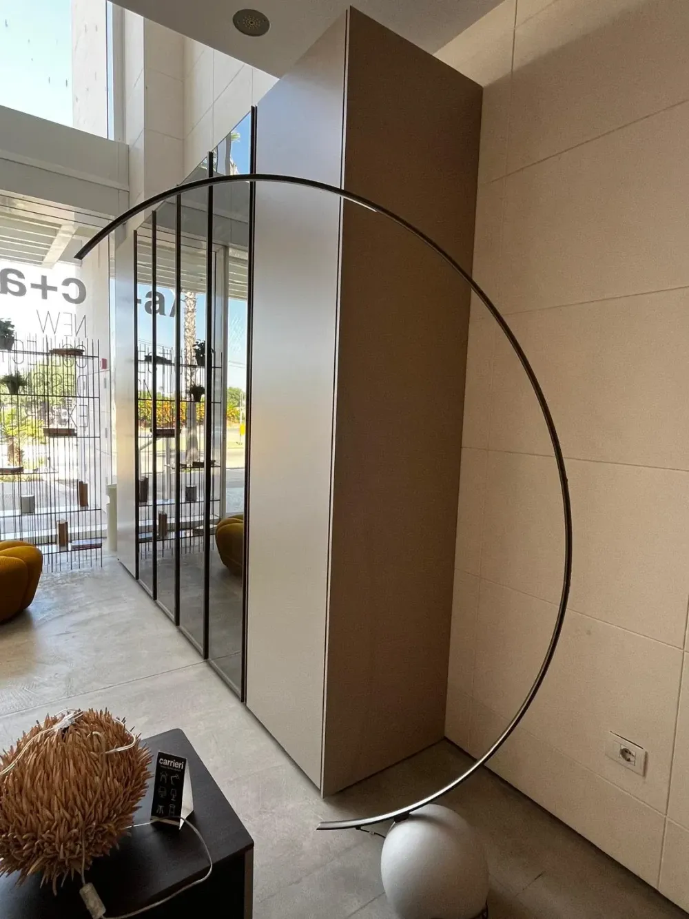 Bontempi Da terra stile Moderna Circle con forte sconto- Lampade Da Terra