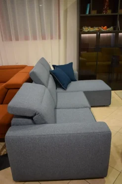 Collezione esclusiva Divani letto con penisola modello Hill di in offerta- Divani