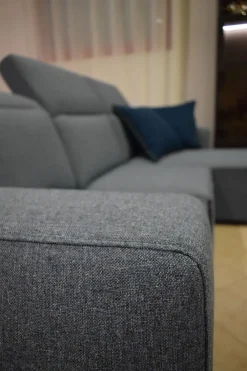 Collezione esclusiva Divani letto con penisola modello Hill di in offerta- Divani