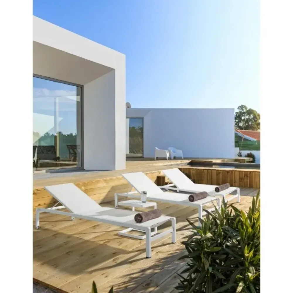 Divani per l'esterno : modello Lettino konnor in Offerta Outlet^Bizzotto Hot