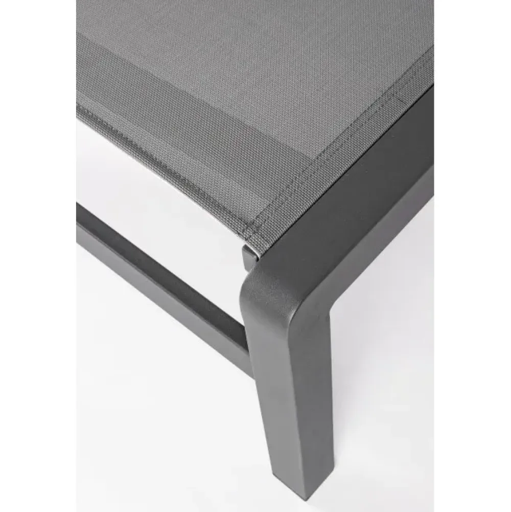 Divani per l'esterno : modello Lettino konnor in Offerta Outlet^Bizzotto Hot