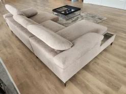 Outlet Divano a 4 posti modello All-in di a prezzo riservato Divani