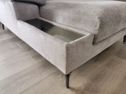 Outlet Divano a 4 posti modello All-in di a prezzo riservato Divani