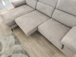 Outlet Divano a 4 posti modello All-in di a prezzo riservato Divani