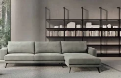 New Divano a 4 posti modello Philip 77  di a prezzo riservato Divani