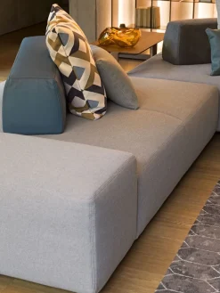 Divano a 3 posti modello Softbench di a prezzo riservato^Flou New