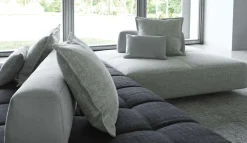 Divano a 3 posti modello Softbench di a prezzo riservato^Flou New
