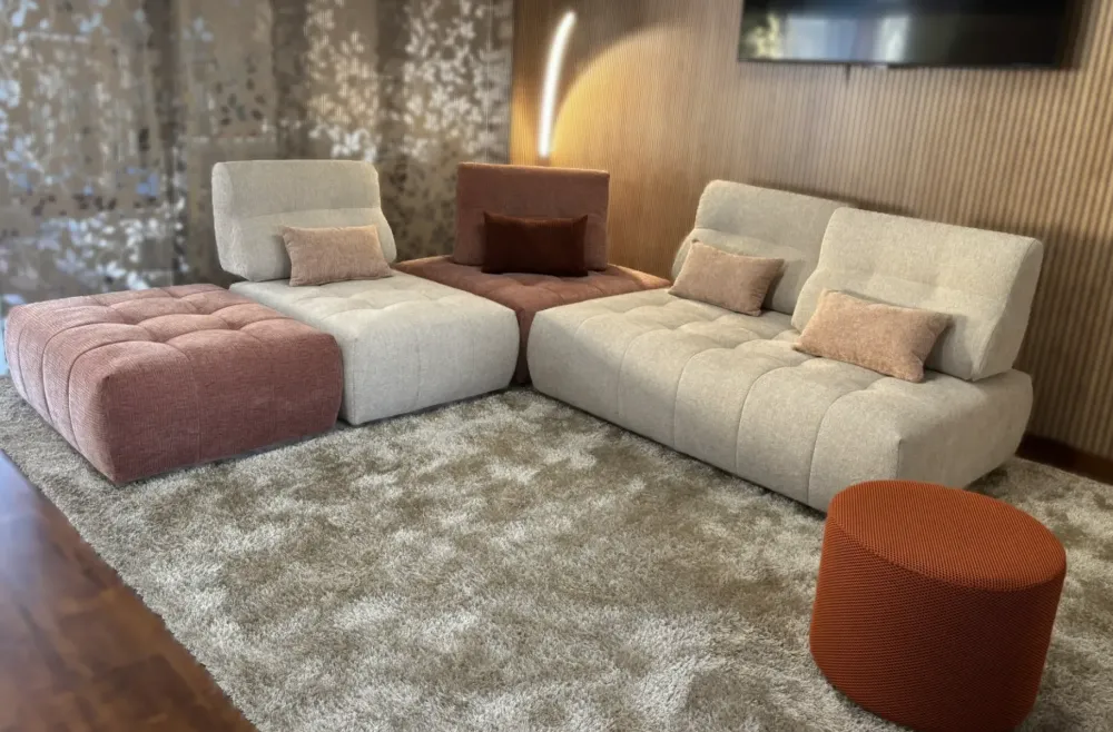 New Divano Angolare Bayron in Offerta Outlet a 4900€ Divani