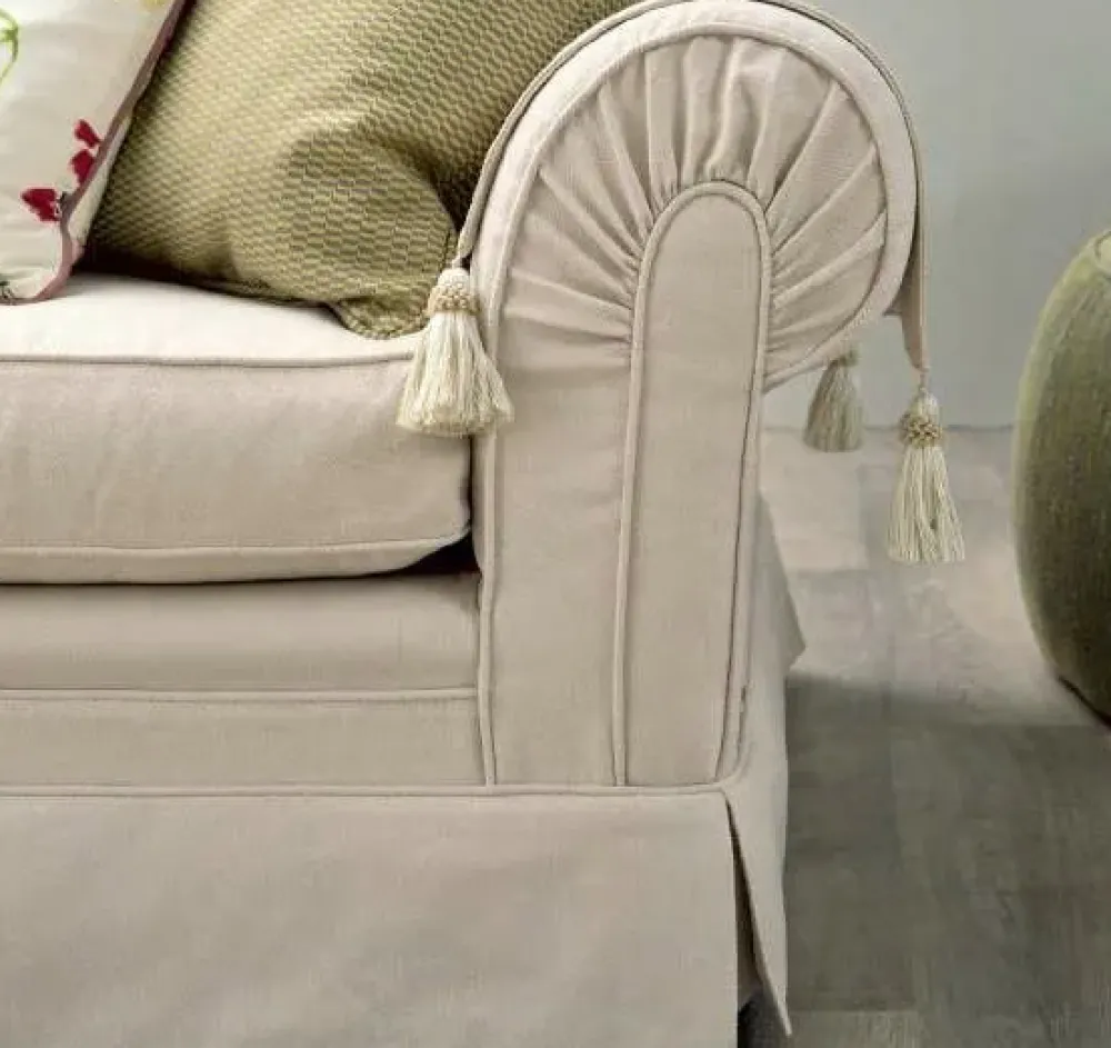 Outlet Divano angolare Divano angolare piuma modello fiore ad un prezzo conveniente Divani