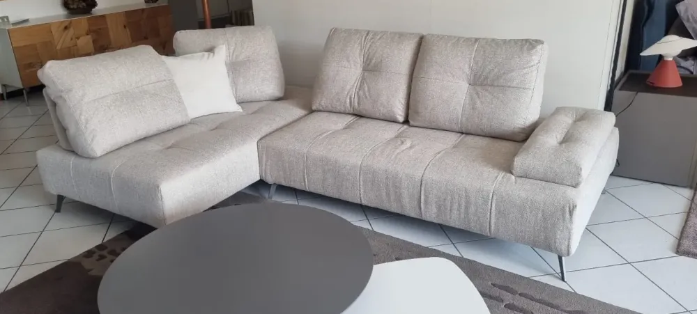 Excò Divano Angolare Excelsior ad un prezzo vantaggioso- Divani