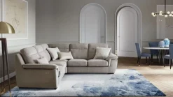 Collezione esclusiva Divano angolare Hollis Mottes selection a PREZZO OUTLET scontato del 40%- Divani