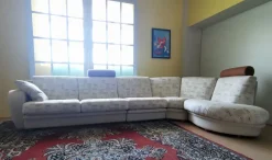 Outlet Divano Angolare modello Divano angolare di con forte sconto Divani