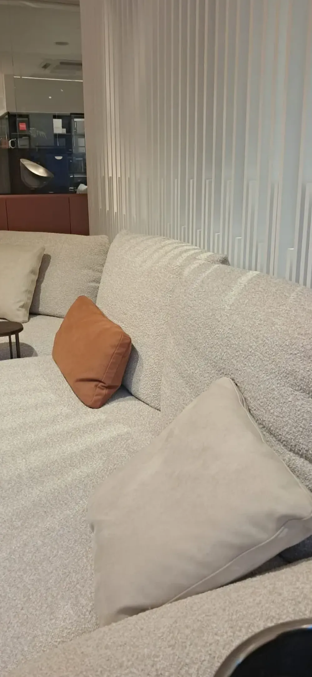 Clearance Divano Angolare modello Sinatra di a prezzi outlet Divani