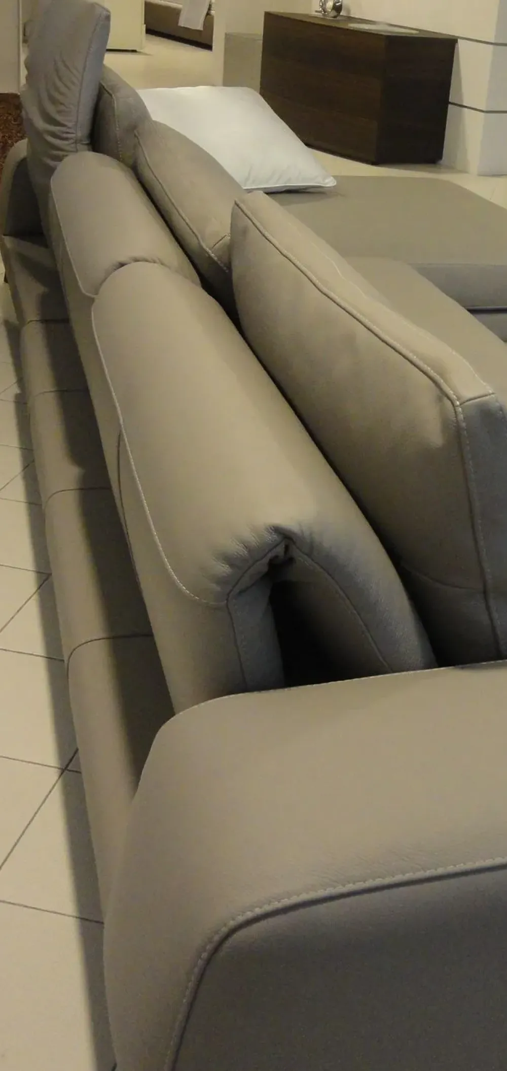 Gurian Divano Angolare Swing in Offerta Outlet a 3500€- Divani