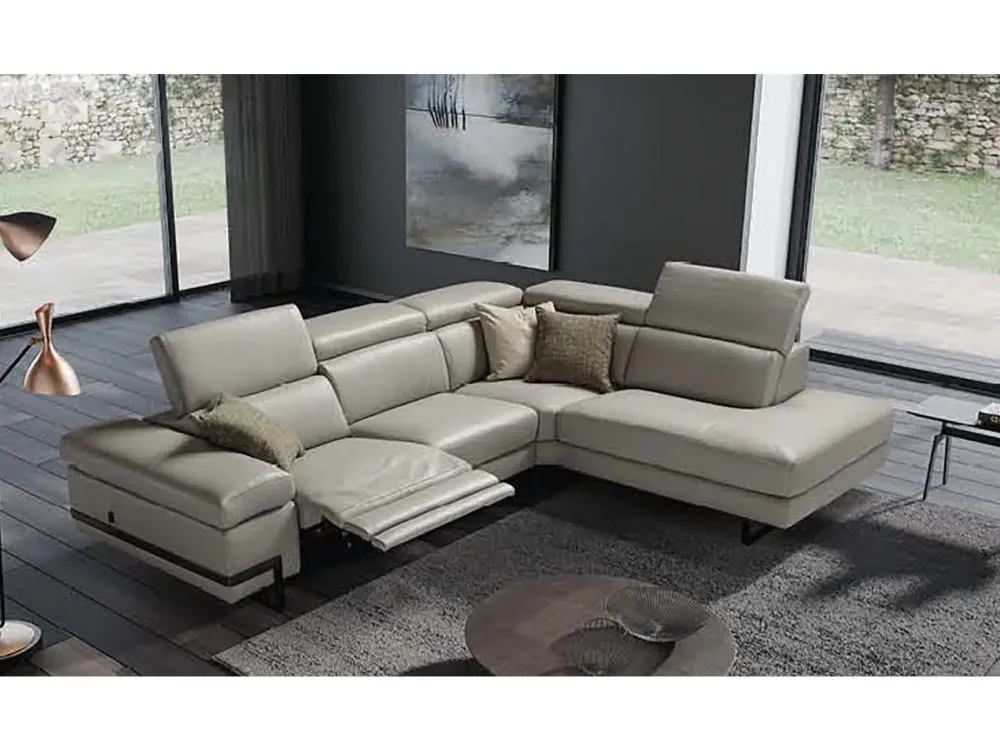 Sale Divano angolare tessuto in poliuretano a prezzo Outlet Divani