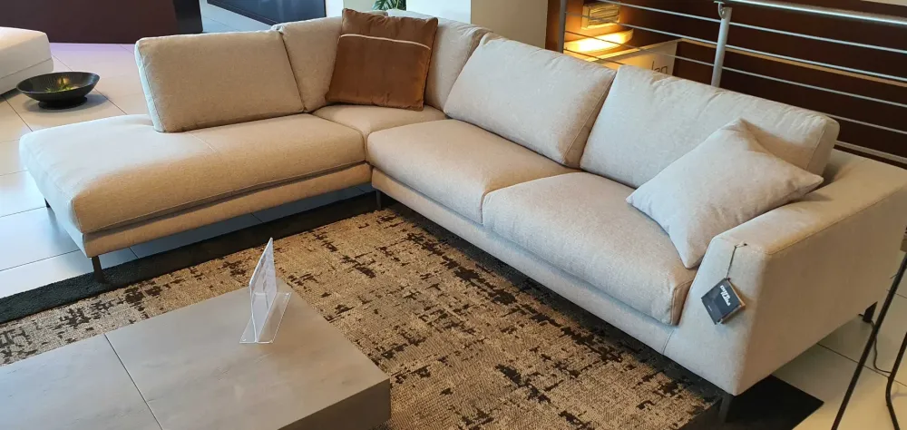 Ditre Italia Divano angolare tessuto in misto piuma a prezzo scontato- Divani