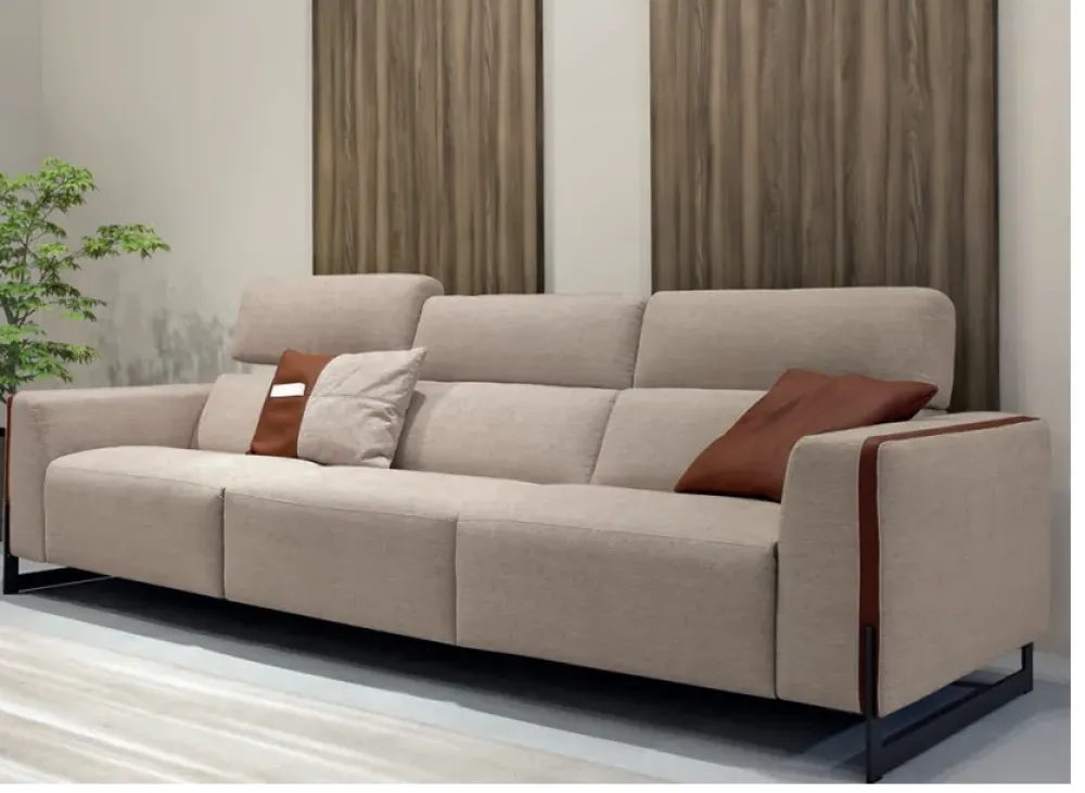 Discount Divano Arona in Tessuto a 3980€ Divani