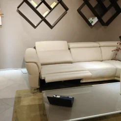 Nicoletti Home Divano Charleston di in stile moderno a prezzo Outlet- Divani