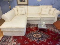 Collezione esclusiva Divano Classico in Tessuto non sfoderabile  di scontato 50%- Divani