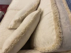 Collezione esclusiva Divano Classico in Tessuto non sfoderabile  di scontato 50%- Divani