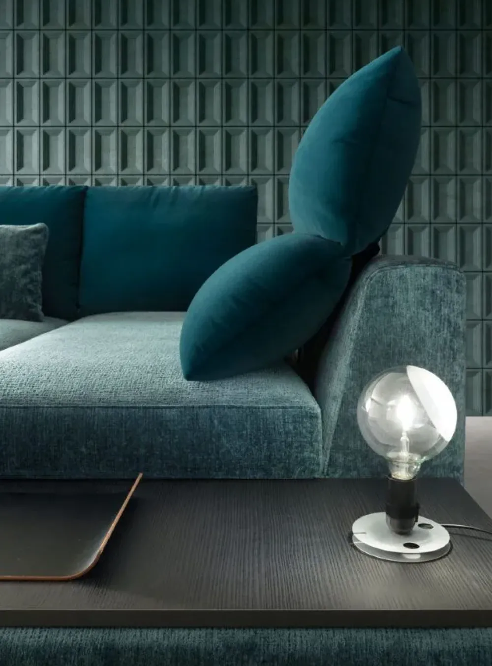 Hot Divano Con penisola Ares in Offerta Outlet a 2041 Euro Divani