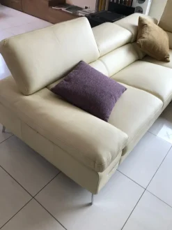 Hot Divano con penisola Cream a prezzi outlet Divani