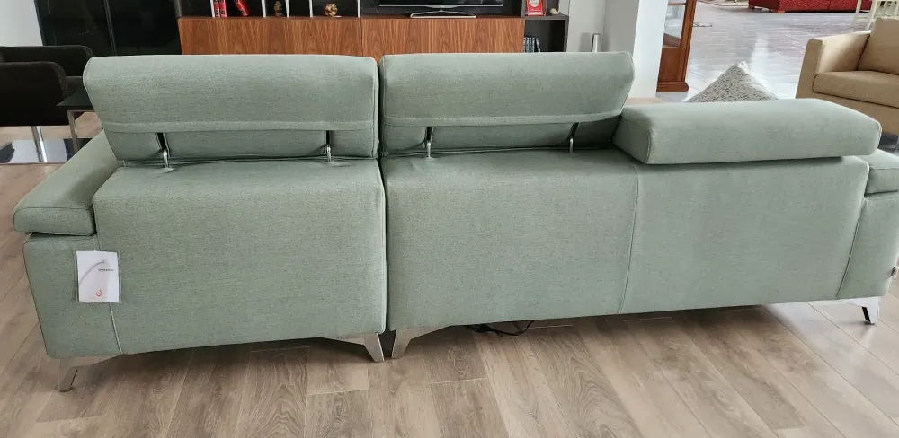 Hot Divano Con penisola Divano l506 drive in Offerta Outlet a 3900€ Divani