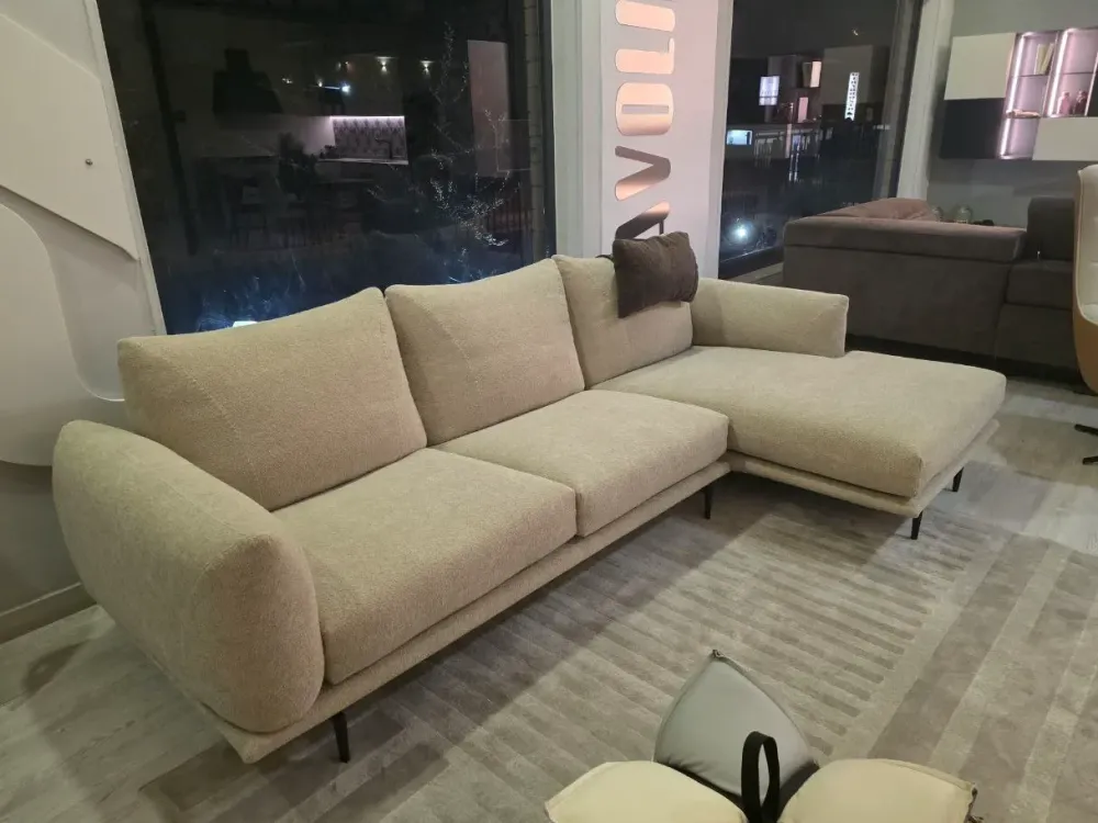 Calia Divano Con penisola Divano dragees spedibile a 3450 Euro- Divani