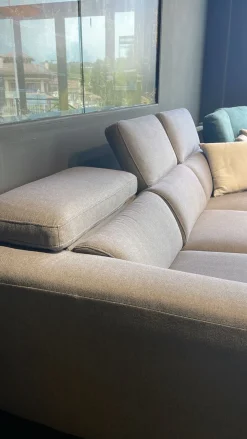 Divano con penisola Gwen OFFERTA OUTLET^Collezione esclusiva Outlet