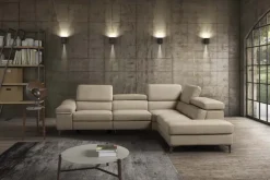 Outlet Divano con penisola in Microfibra Pechino Divani