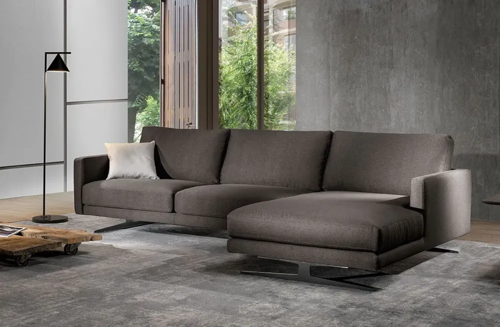 Outlet Divano con penisola in Tessuto a prezzo ribassato Divani