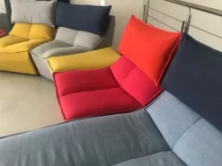 Calia Divano con penisola in Tessuto Hip hop- Divani