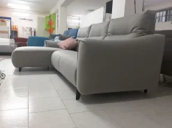 Divano Con penisola Madrid in Offerta Outlet a 3380€^Rosini Discount