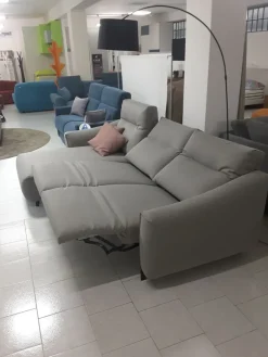 Divano Con penisola Madrid in Offerta Outlet a 3380€^Rosini Discount