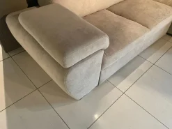 Hot Divano con penisola modello Twister di con forte sconto Divani