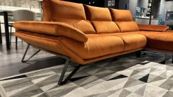 Sale Divano con penisola modello Fly di a prezzi convenienti Divani