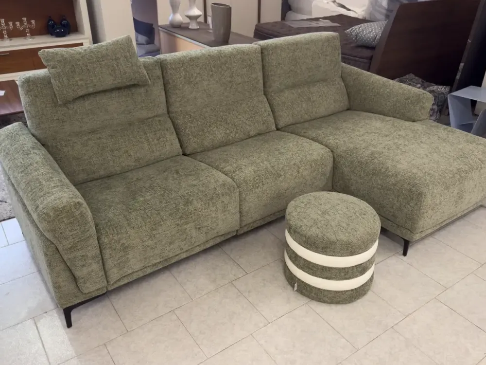 Divano Con penisola Oscar a 3990 Euro^Calia Hot