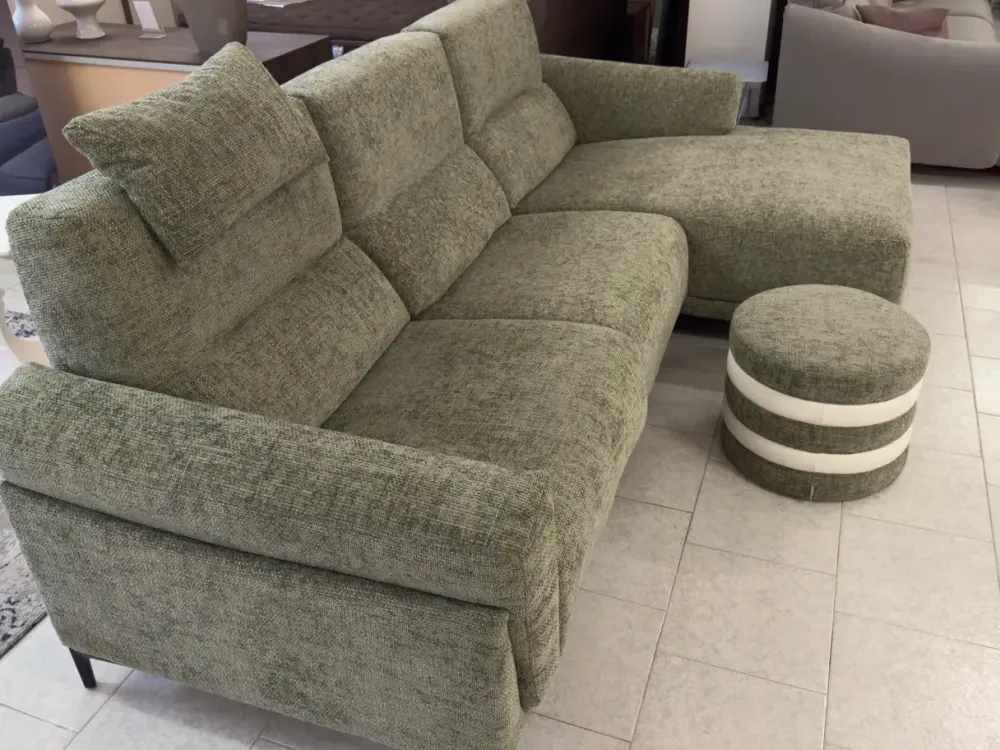 Divano Con penisola Oscar a 3990 Euro^Calia Hot