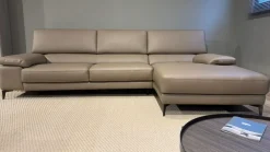 Divano Con penisola Paris a 2740 Euro^Doimo Salotti Online